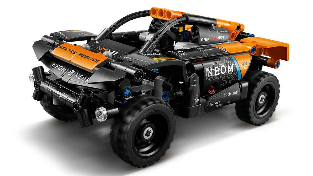 42166  NEOM McLaren Extreme