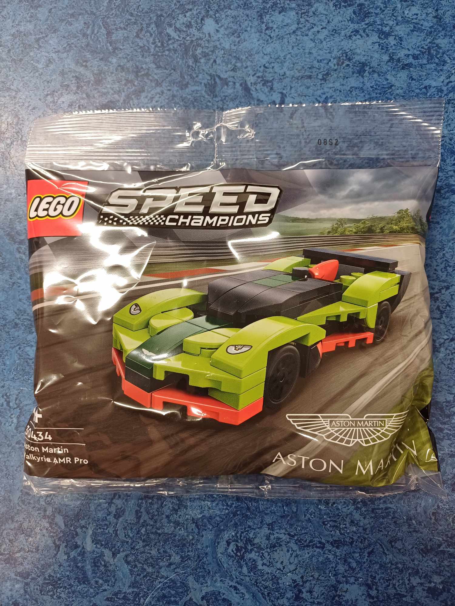 Aston martin valkyrie amr pro | 30434